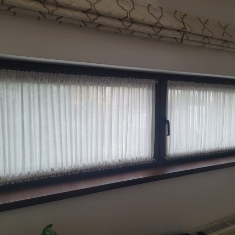 perdele tiroleze la comanda